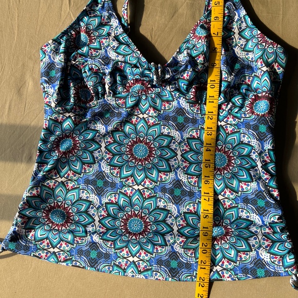 Tankini Swim top with Vintage flair - Picture 12 of 13